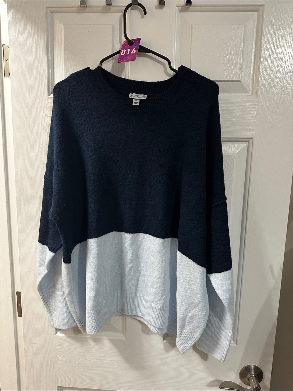 SIMPLE JOY Colorblock Crewneck Sweater - Navy & Light Blue